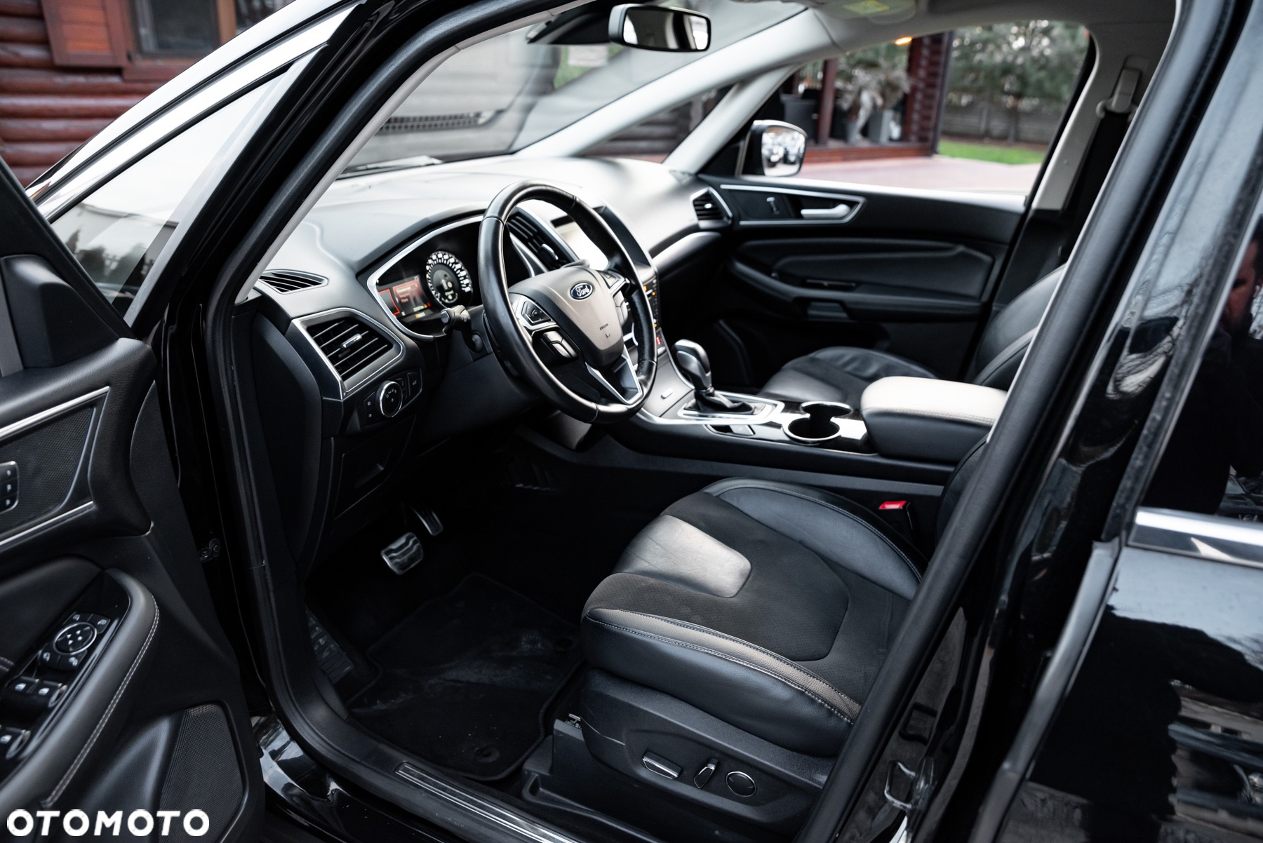 Ford S-Max - 16