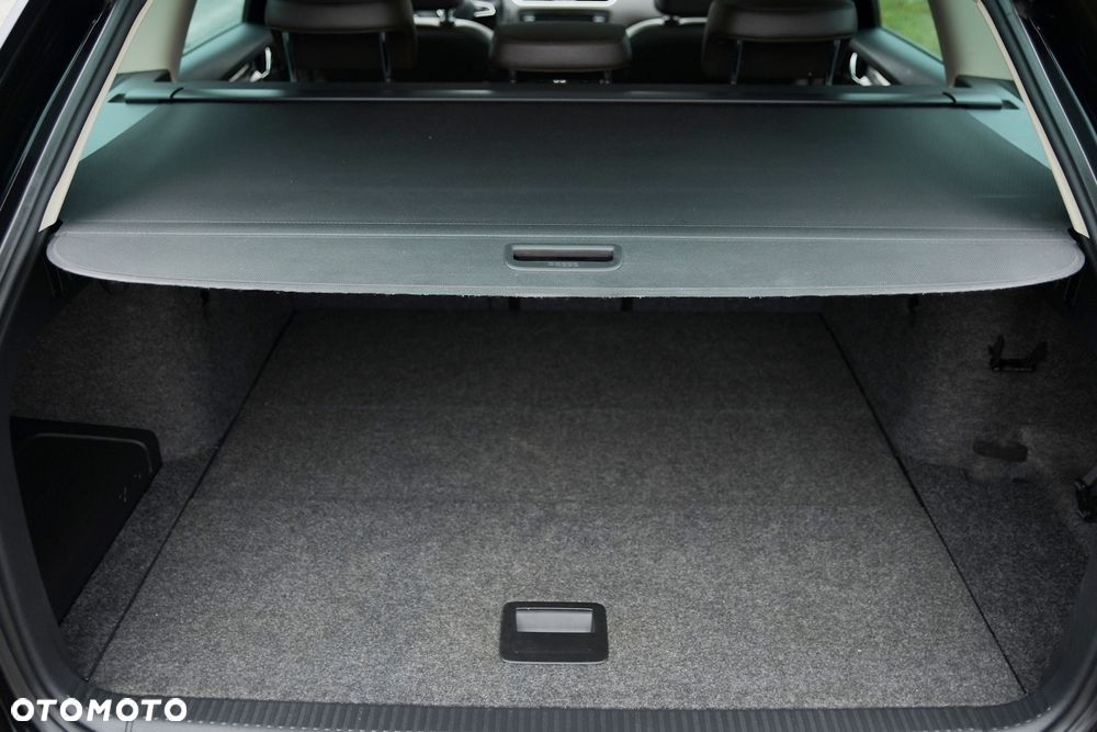 Skoda Octavia 2.0 TDI L&K DSG - 22