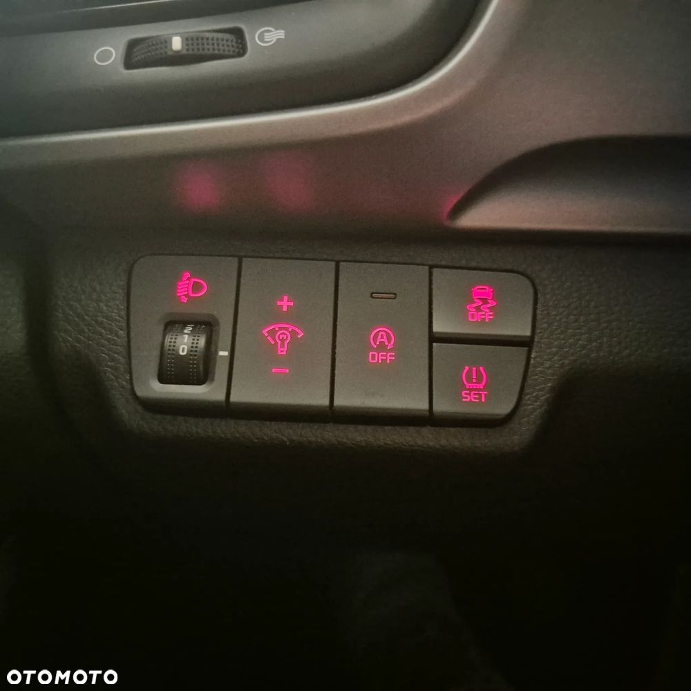 Kia Stonic - 15