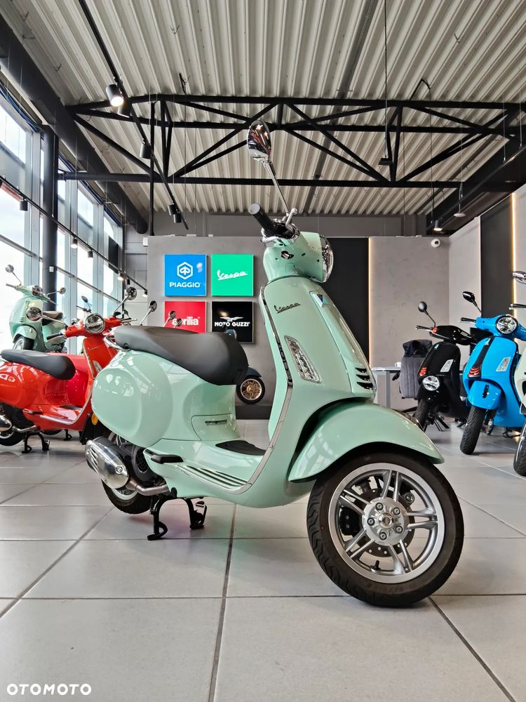 Vespa Primavera - 8