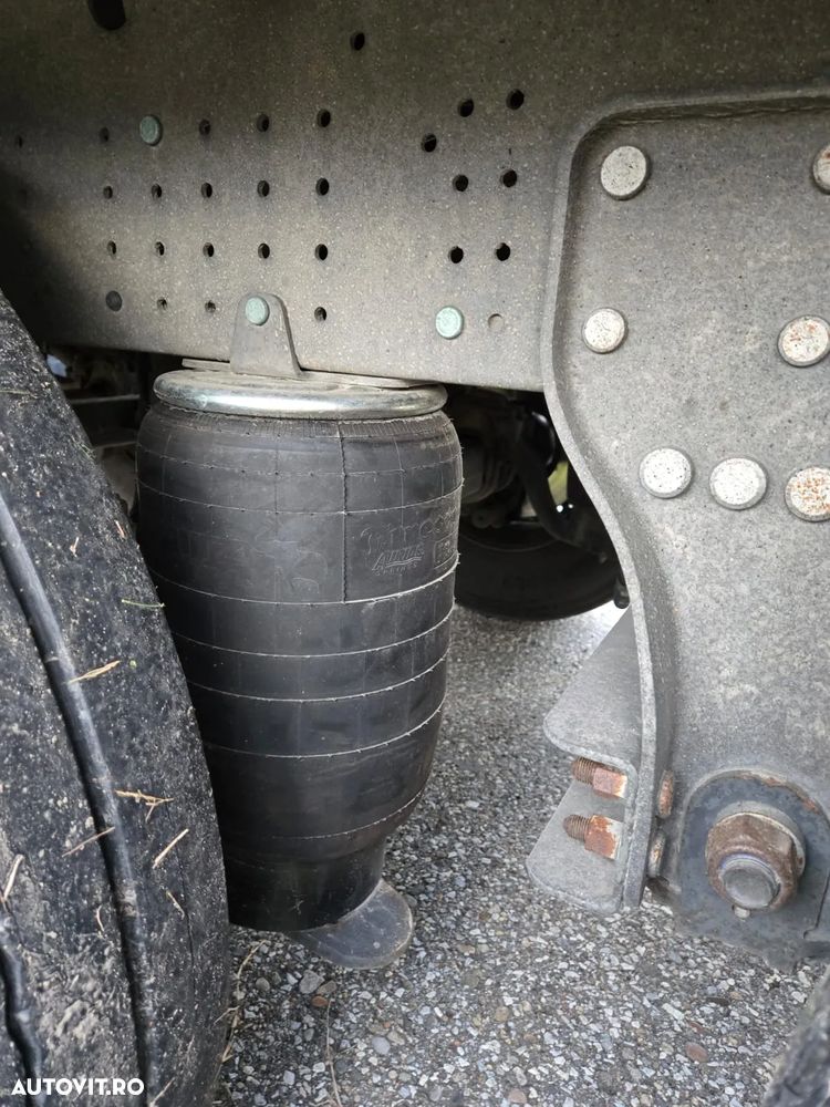 Schmitz Cargobull - 13