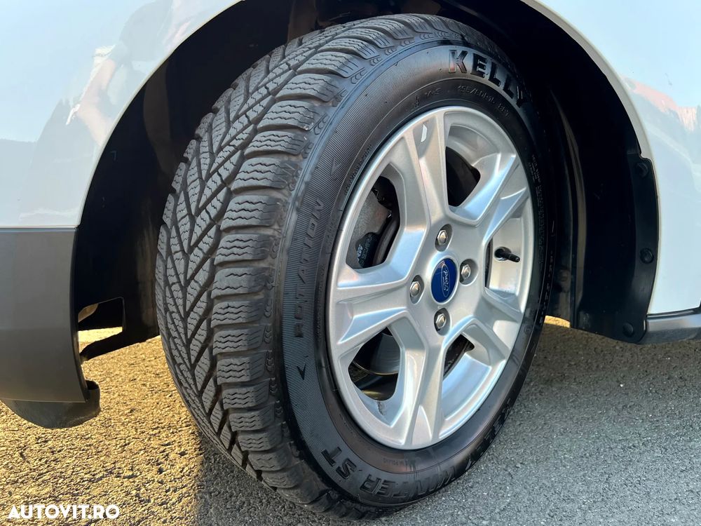 Ford Courier Van - 29