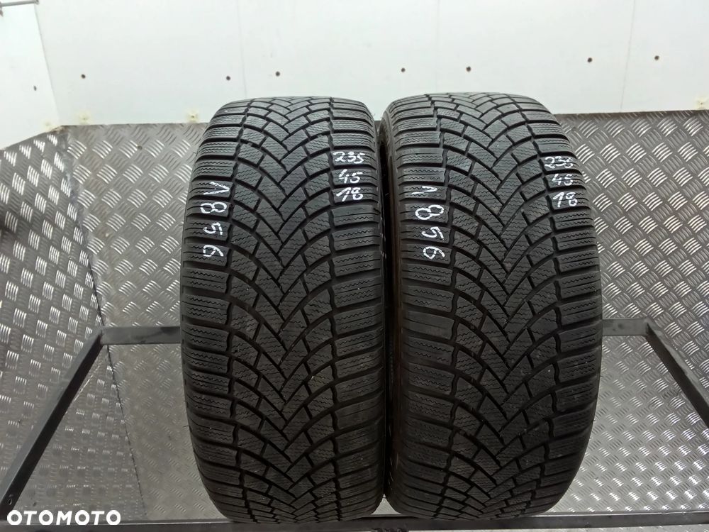 2x Bridgestone Blizzak LM005 235/45/18 98V nr.1856 - 1