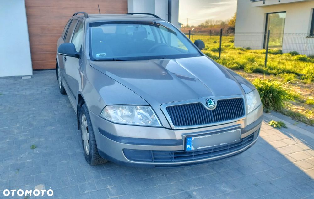 Skoda Octavia 1.6 Tour - 2