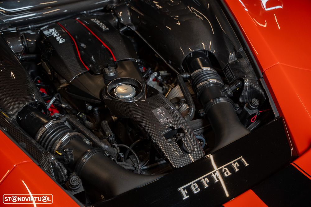 Ferrari 488 Pista - 25