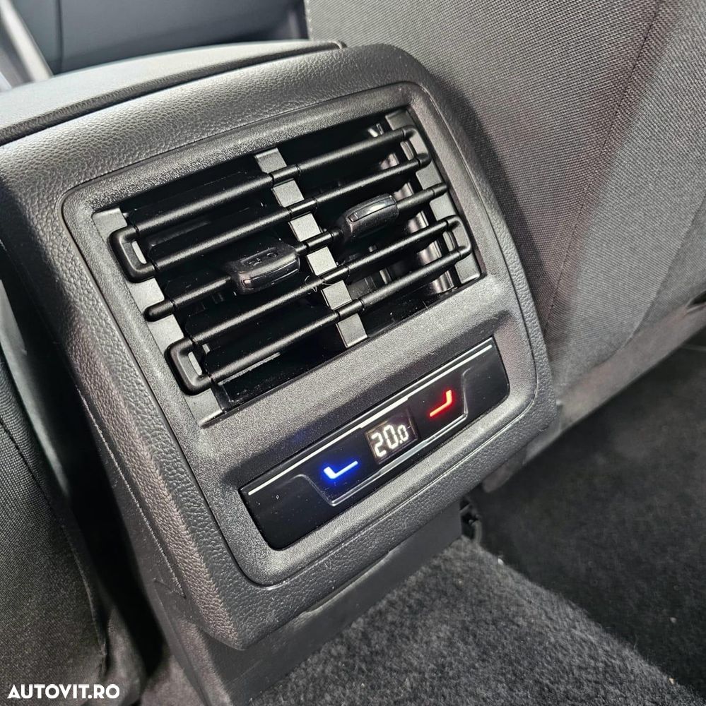 Volkswagen Golf - 15