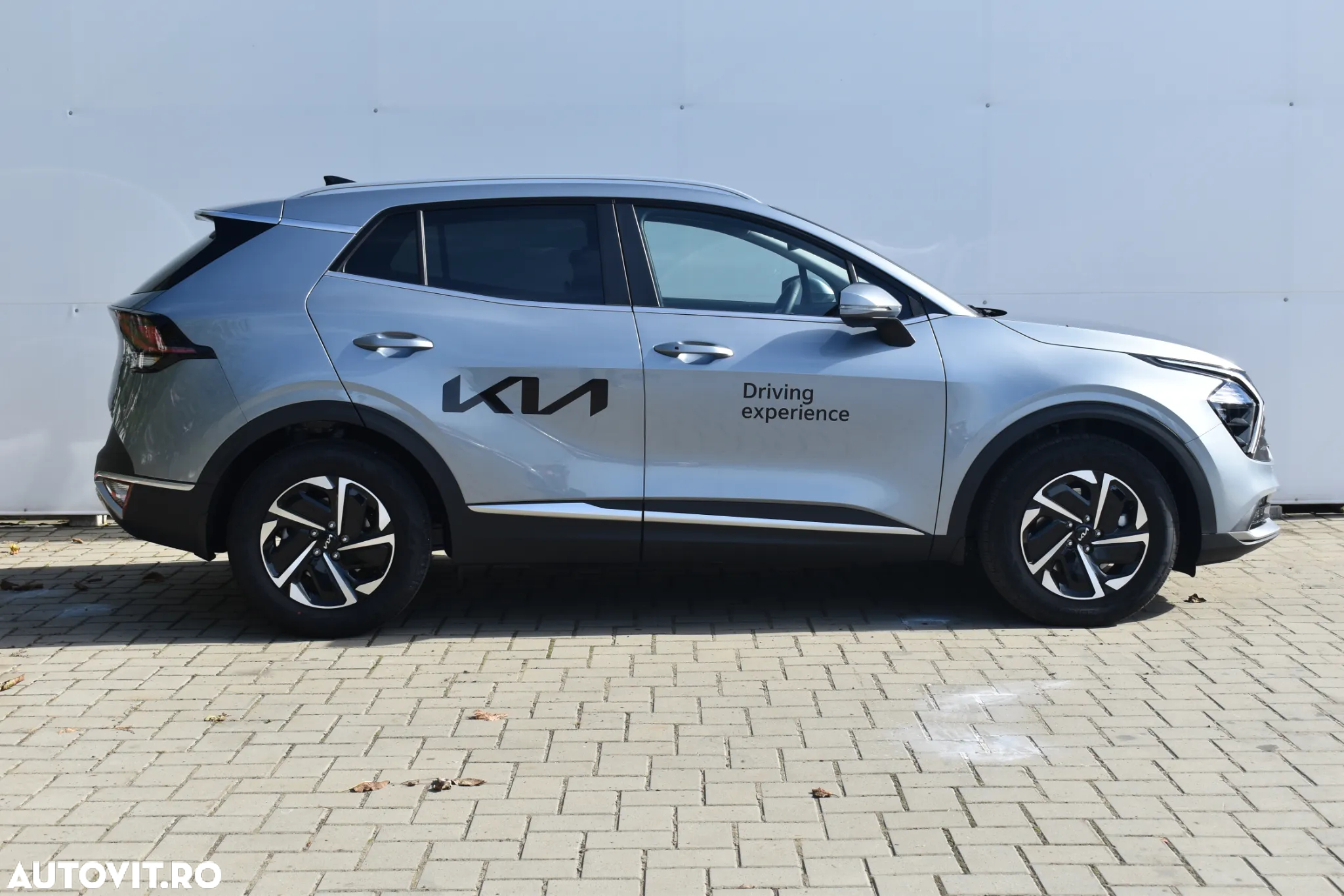 Kia Sportage 1.6 T-GDI 7DCT HP 4x4 MHEV Style - 4