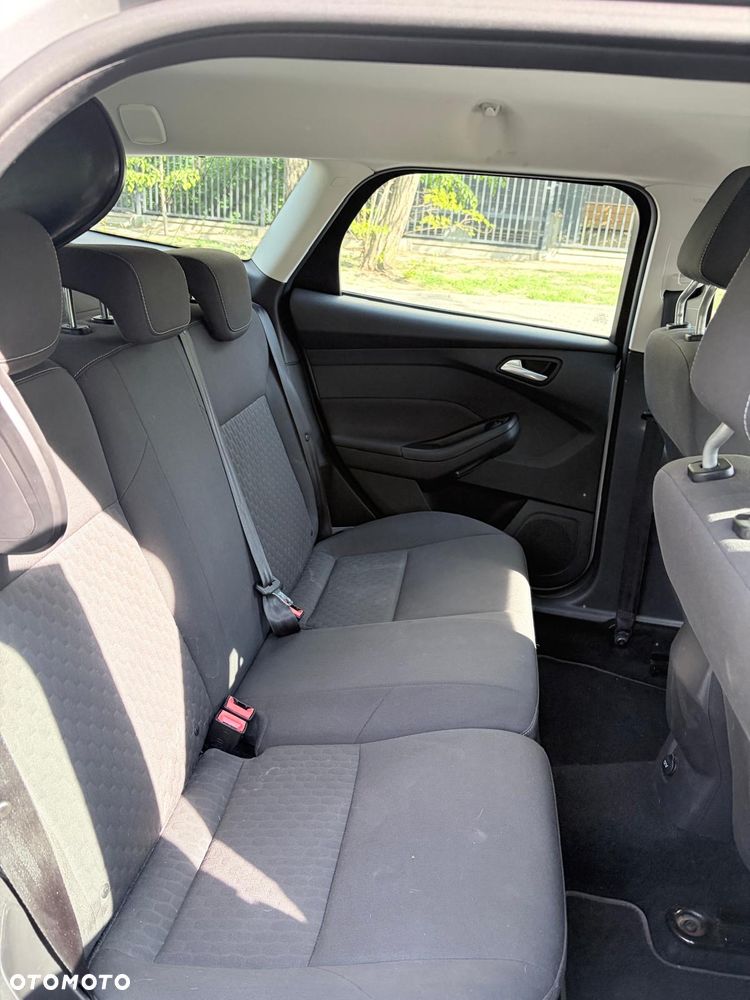 Ford Focus 1.6 TDCi DPF Start-Stopp-System SYNC Edition - 9