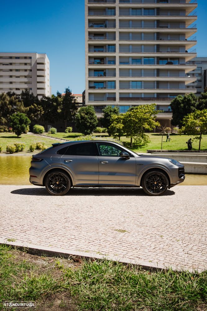 Porsche Cayenne — fotografia 4