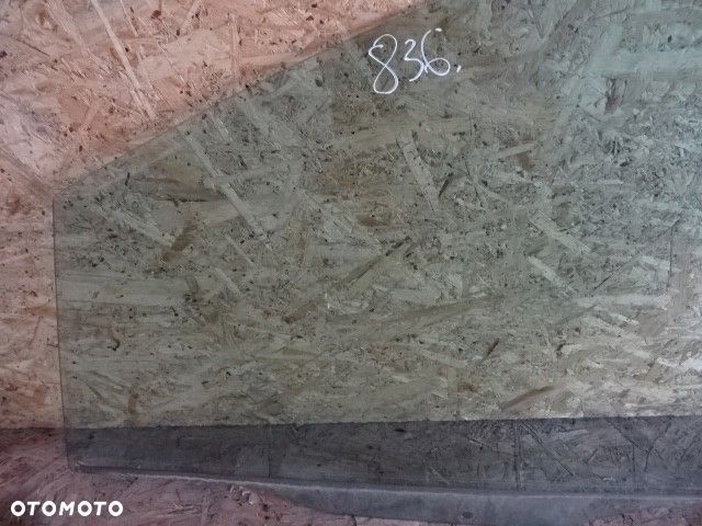 SZYBA BOCZNA DRZWI LEWY PRZÓD FIAT MULTIPLA 98-01 - 2