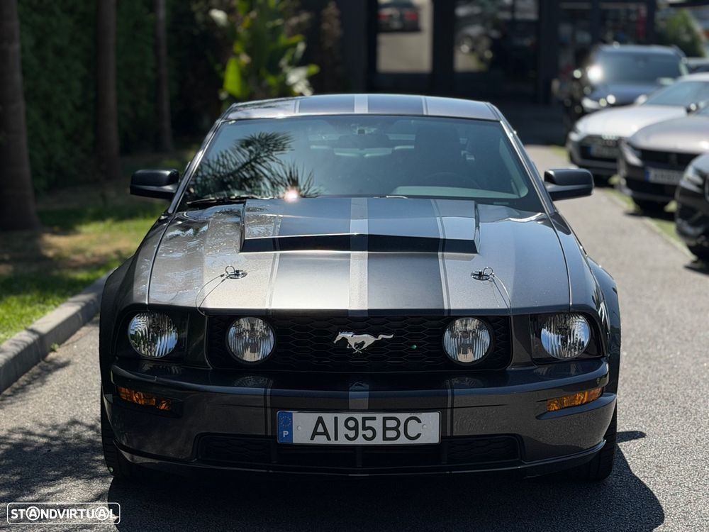 Ford Mustang - 5