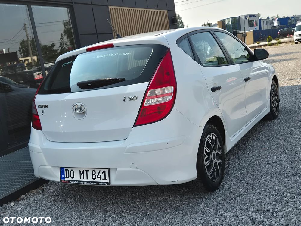 Hyundai i30 1.4 Blue Comfort - 12
