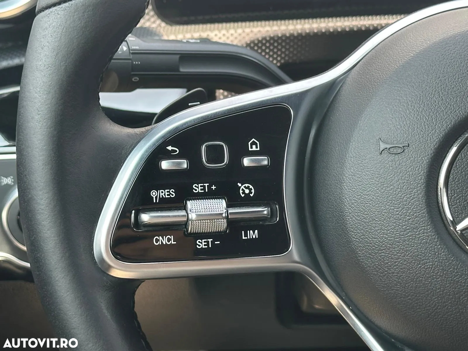 Mercedes-Benz A 250 e 8G-DCT Edition 2020 - 27