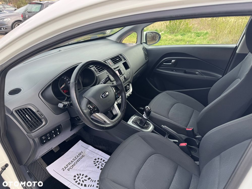 Kia Rio - 9