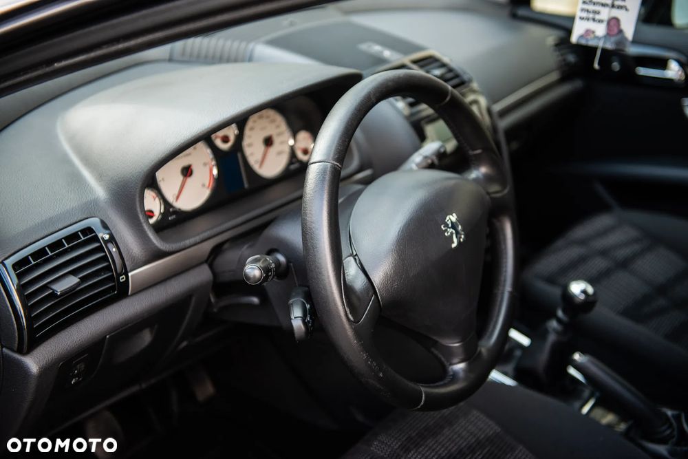 Peugeot 407 SW HDi 140 Business Line - 17