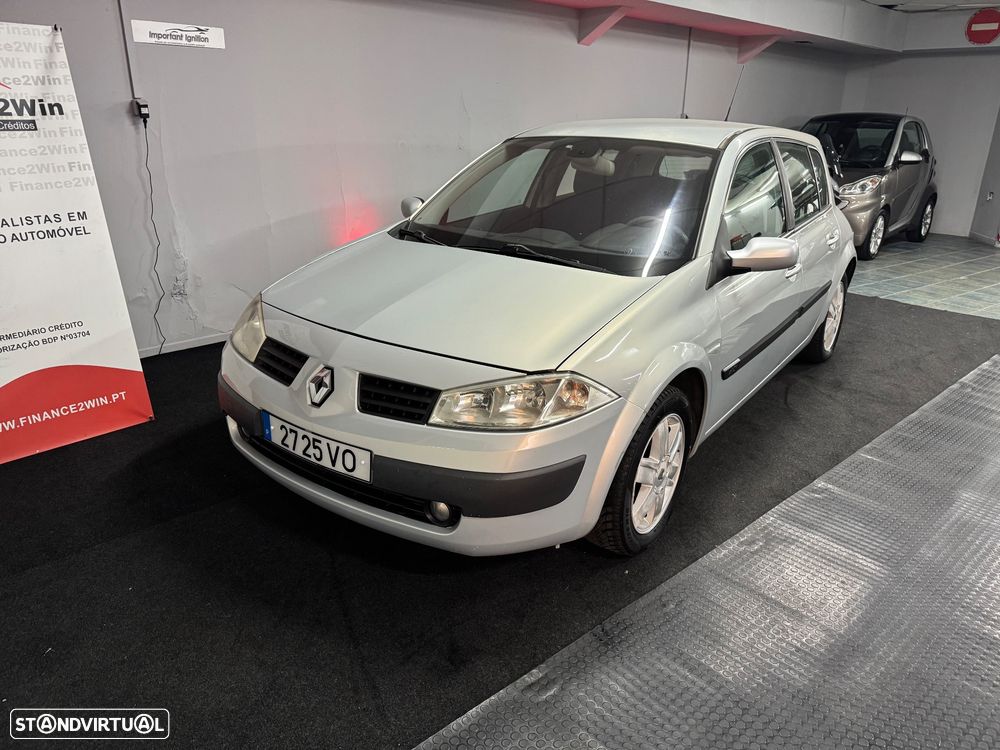 Renault Mégane 1.5 dCi Confort Dynamique - 3
