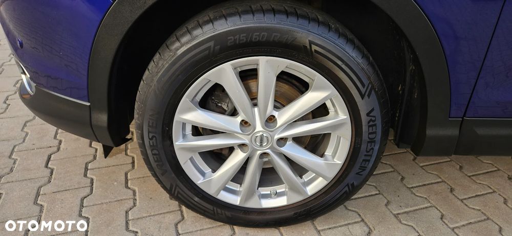 Nissan Qashqai 1.2 DIG-T N-Connecta - 24