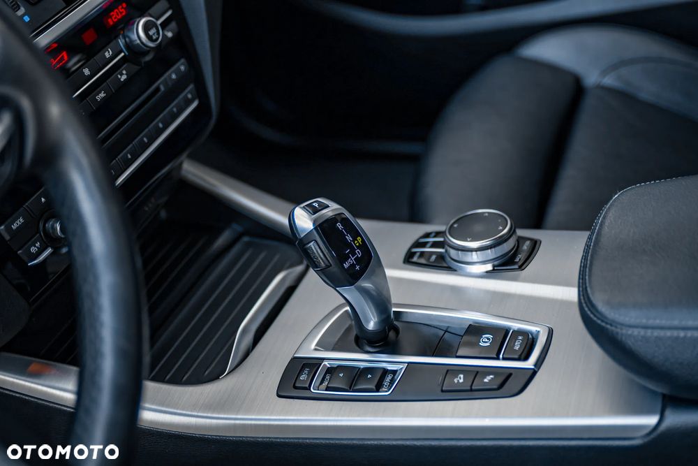 BMW X4 xDrive20d xLine - 27