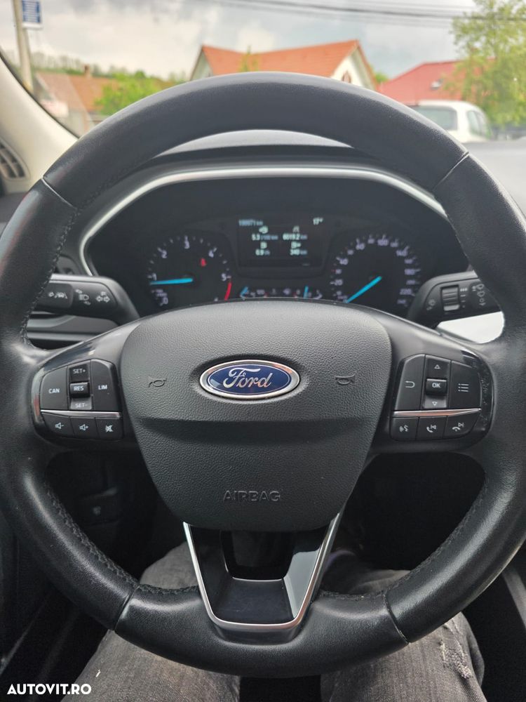 Ford Focus - 15