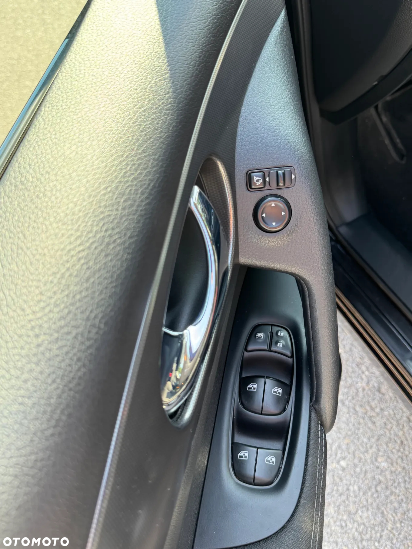 Nissan Qashqai 1.6 DIG-T N-Connecta - 10