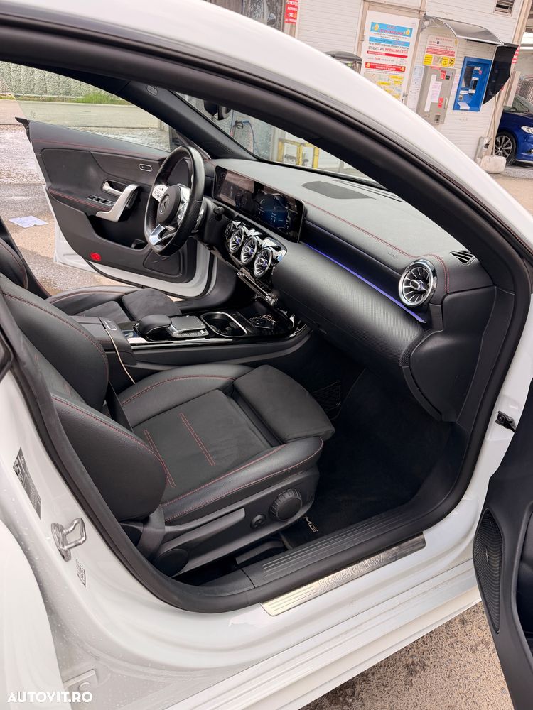 Mercedes-Benz CLA 200 - 12