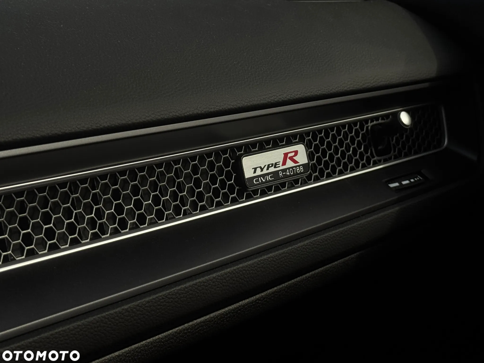 Honda Civic 2.0 T Type R - 21