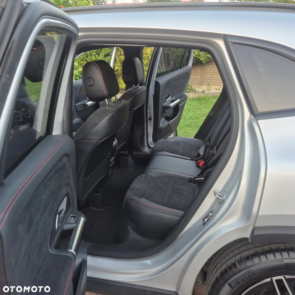 Mercedes-Benz GLA 180 d 8G-DCT AMG Line - 26