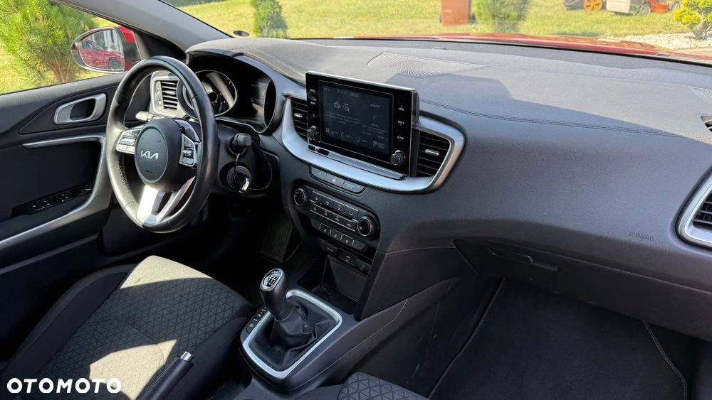 Kia Ceed 1.0 T-GDI 120 OPF Edition 7 - 20