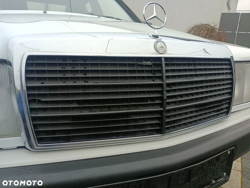 Mercedes-Benz W201 (190) - 17