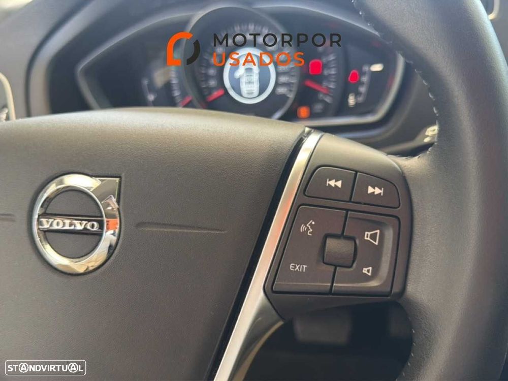 Volvo V40 - 19