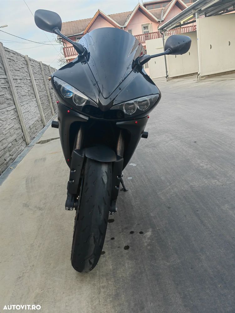 Yamaha R6 - 5