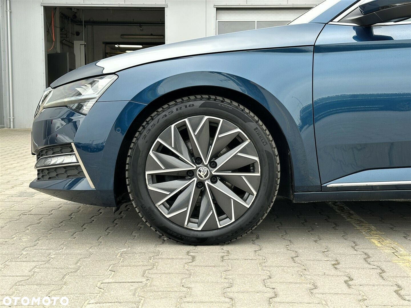 Skoda Superb 2.0 TDI SCR L&K DSG - 36