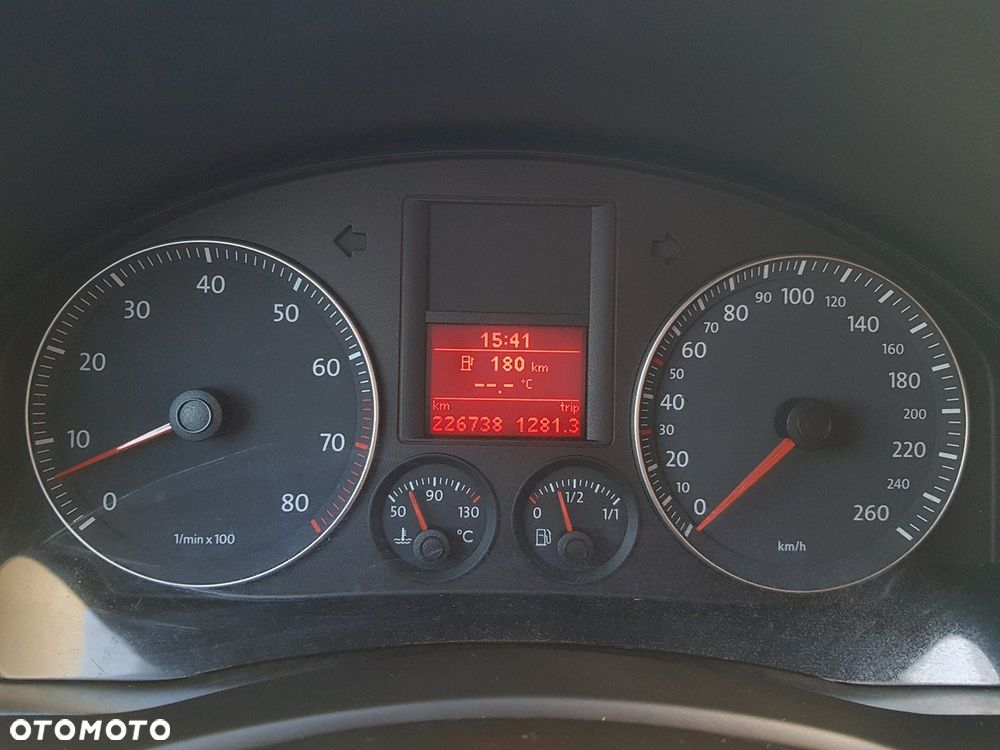 Volkswagen Golf 1.6 Comfortline - 20