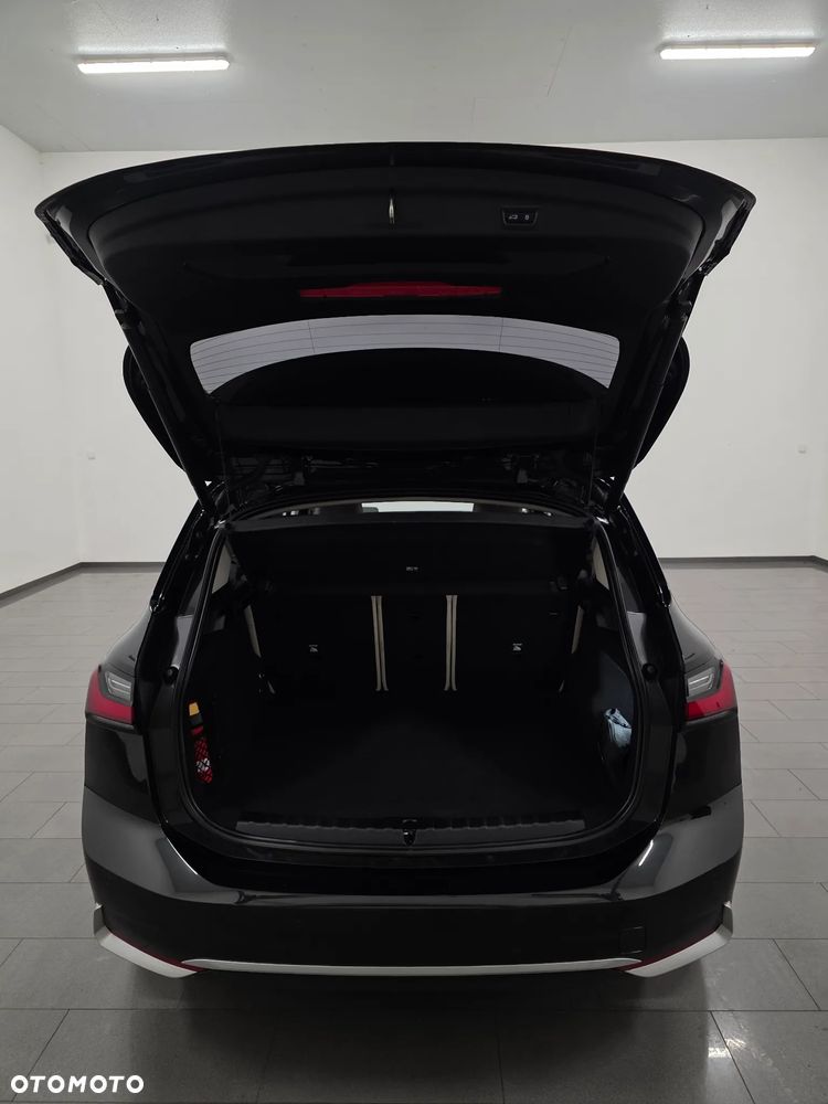 BMW Seria 2 218d Luxury Line sport - 38