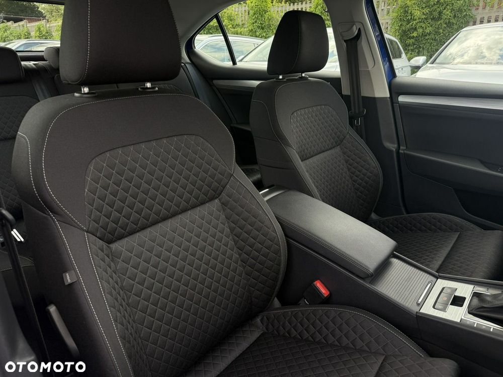 Skoda Superb 2.0 TDI SCR Ambition DSG - 13
