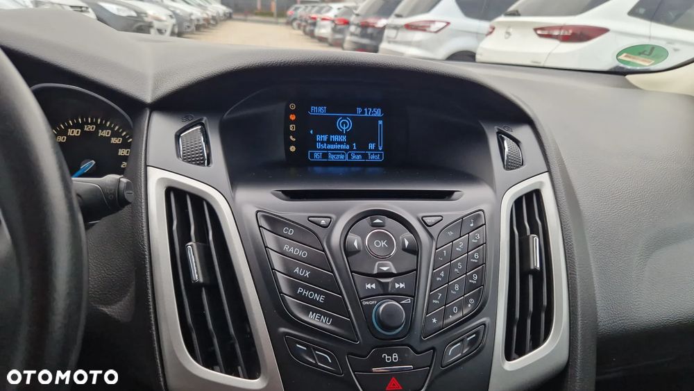 Ford Focus SW 1.6 TDCi DPF Titanium - 14