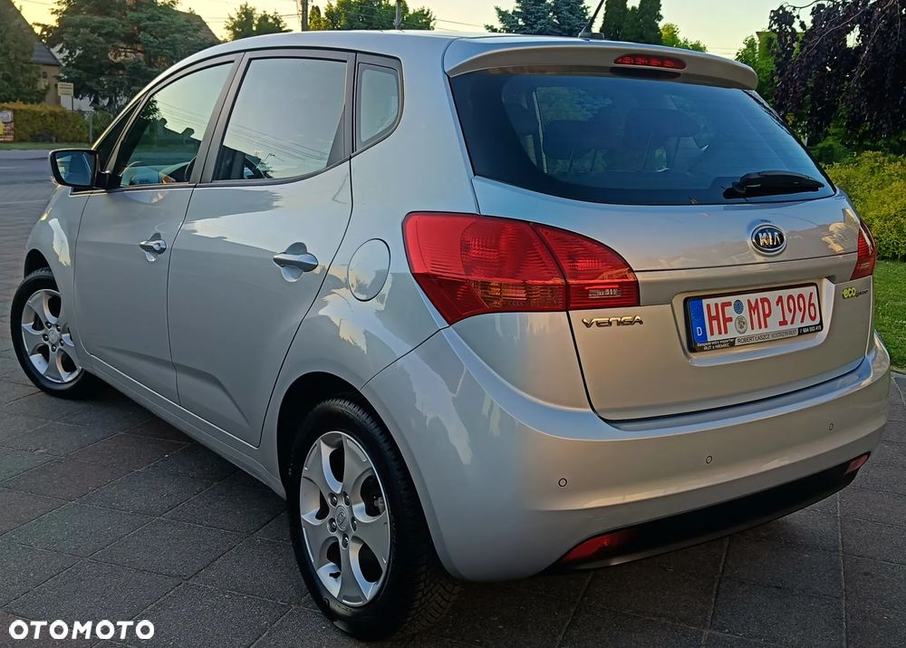 Kia Venga 1.4 CVVT Dream-Team Edition - 17