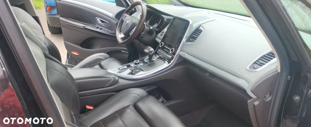 Renault Espace 1.6 dCi Energy Initiale Paris EDC 7os - 17