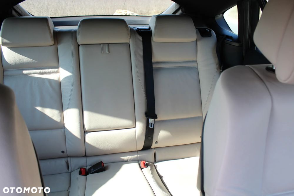 BMW X6 - 15