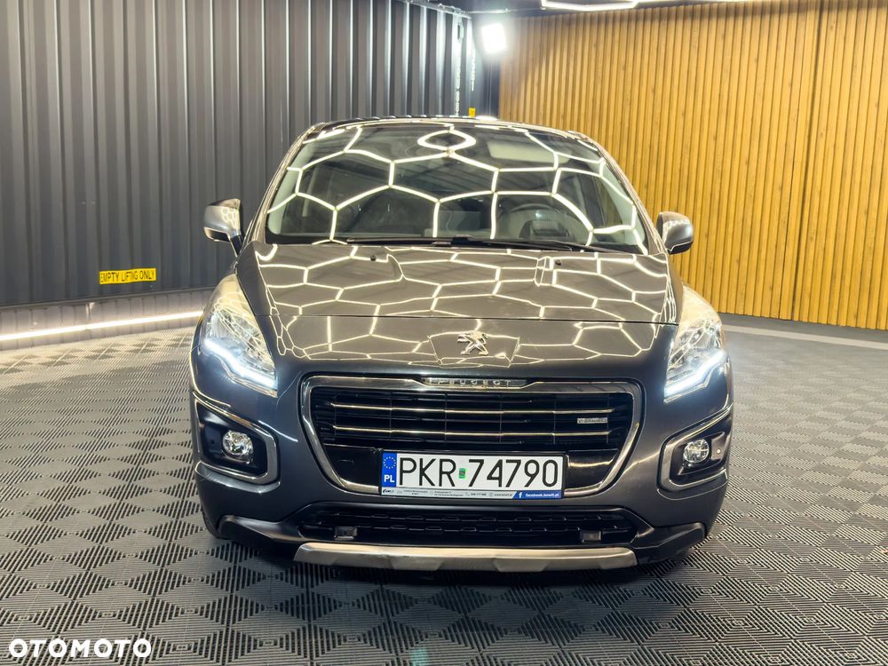 Peugeot 3008 Hybrid4 - 9