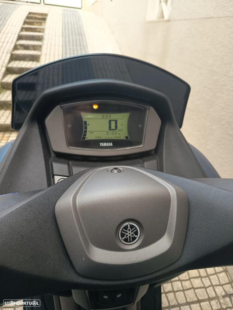 Yamaha NMAX - 2