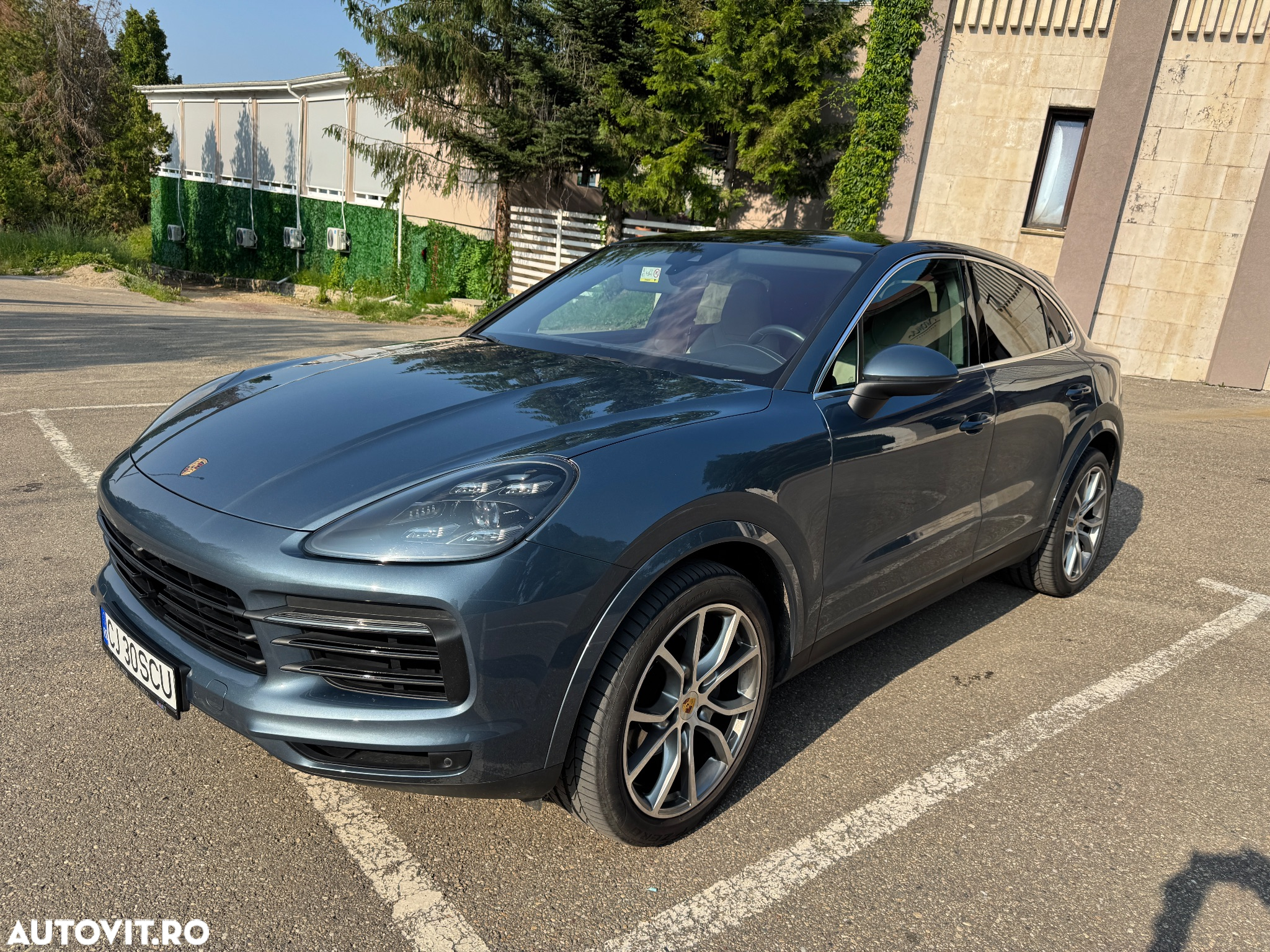 Porsche Cayenne Coupe Standard - 3