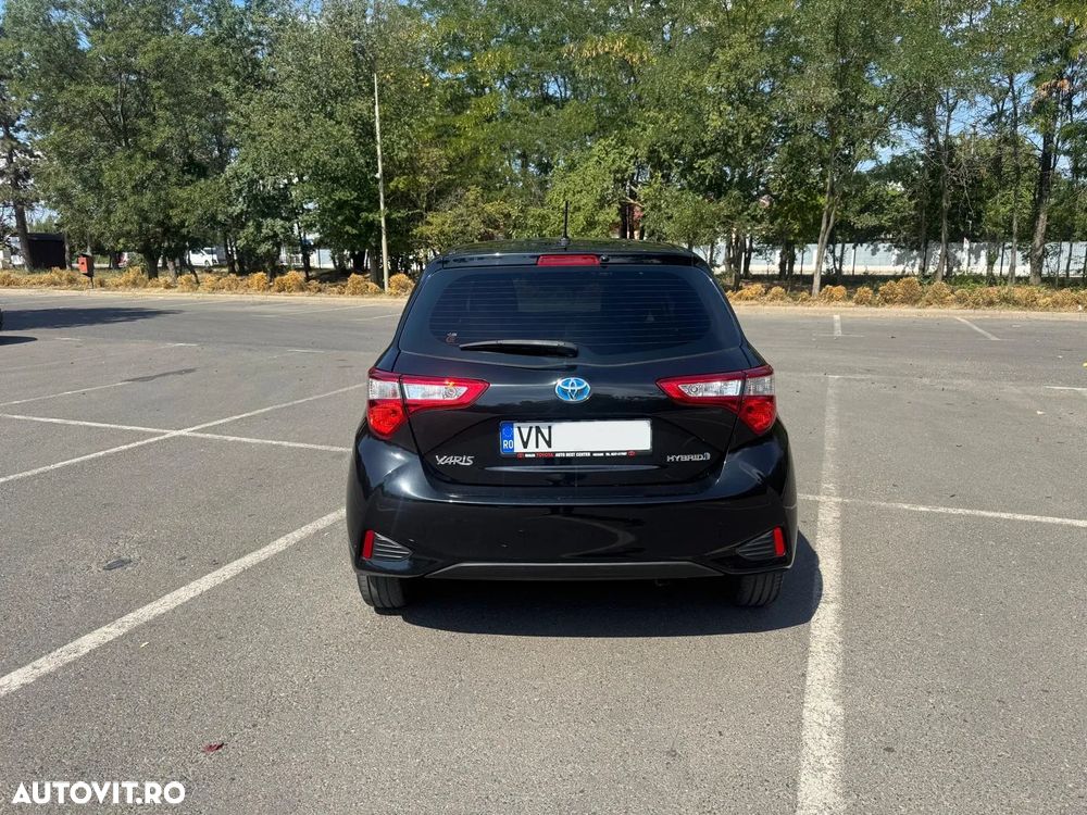 Toyota Yaris 1.5 VVT-i HSD Exclusive Premiere - 10
