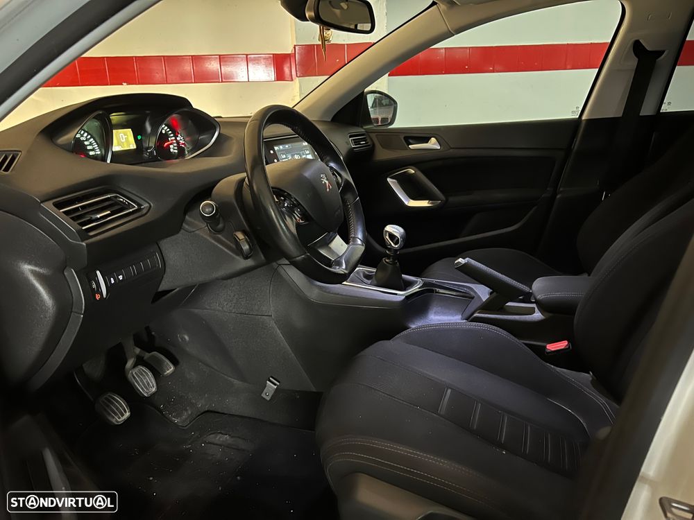 Peugeot 308 SW BlueHDi 120 Stop & Start Style - 12