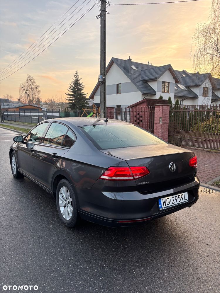 Volkswagen Passat ver-1-4-tsi-bmt-trendline - 9