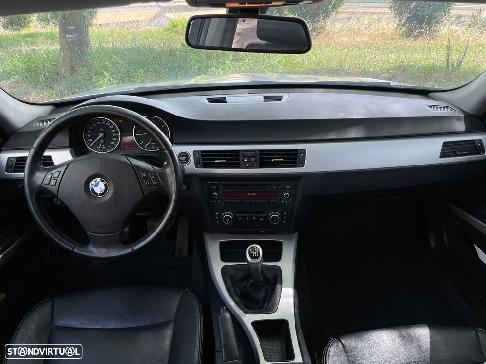 BMW 320 d - 9