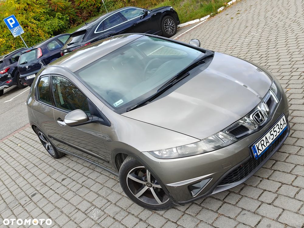 Honda Civic 1.8 Comfort - 18
