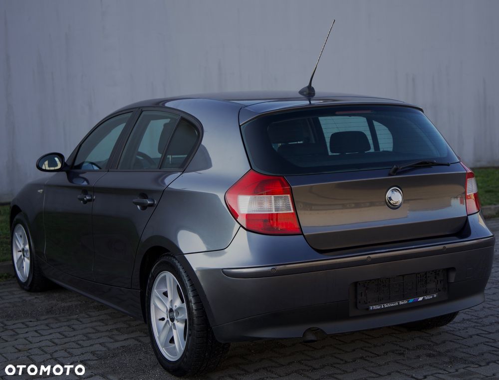 BMW Seria 1 - 12