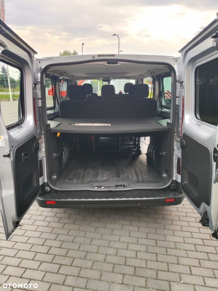Renault Trafic - 26