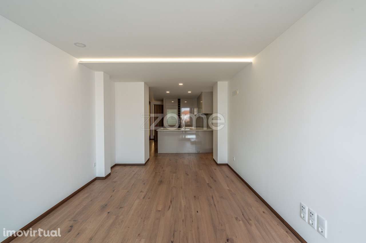 T2 - ESPREGUEIRA 87 - Grande imagem: 2/17